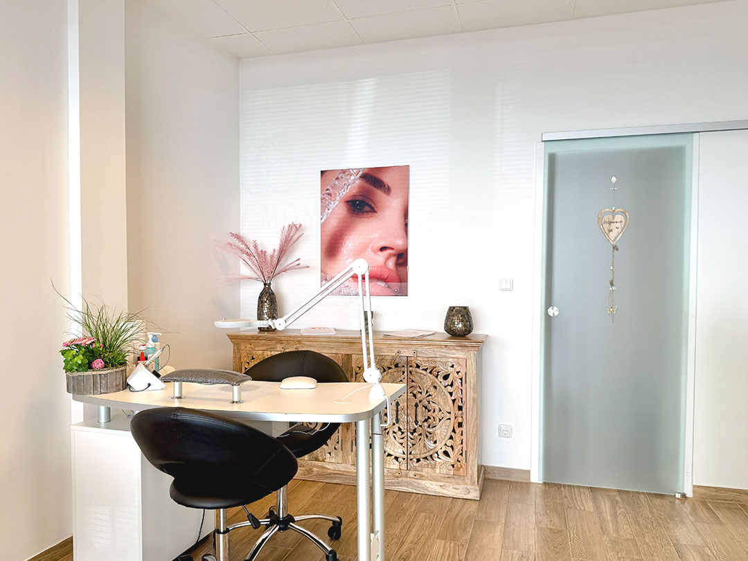 Behandlungsplatz-Maniküre